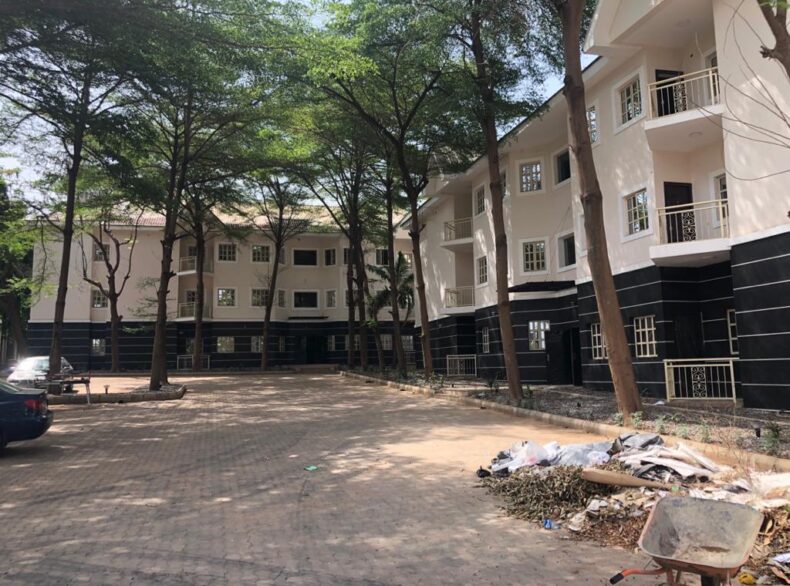 18 UNITS OF 3-BEDROOMS FLAT WITH BQ